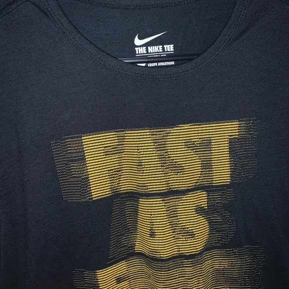 Men’s Nike running t-shirt - Picture 3 of 4